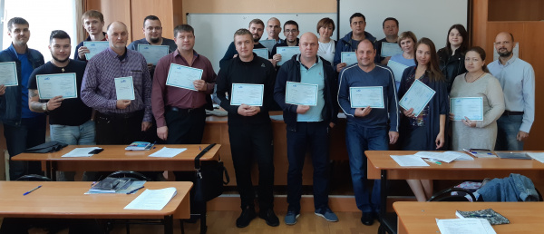 В Нижнем Новгороде и Саратове состоялись выпуски очередных групп специалистов и водителей-международников