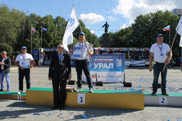 В Екатеринбурге прошел открытый региональный Конкурс мастерства водителей магистральных автопоездов «АСМАП-Профи Урал»